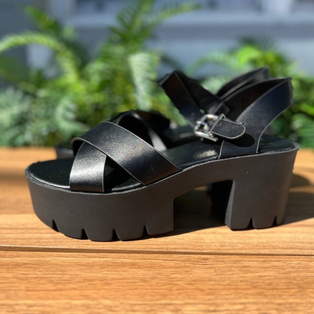 New Chunky heel sandals